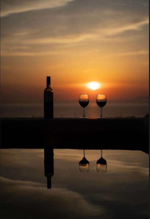 The Lighthouse Sunset View Suites Akrotírion Dış mekan fotoğraf